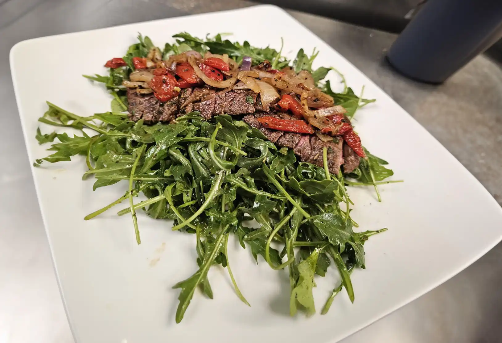 Make This Tonight! Arugula Steak Salad in Minutes